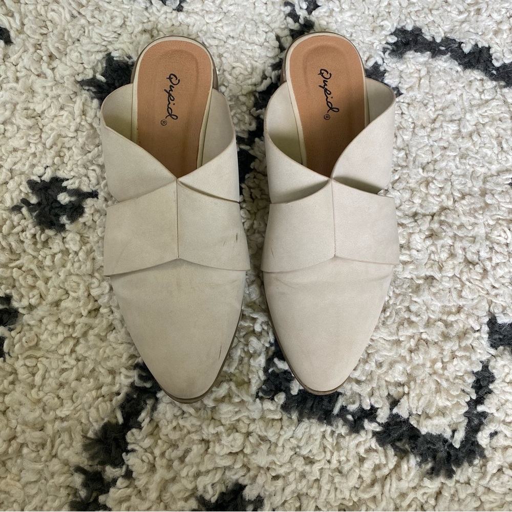 Qupid Cream Mules